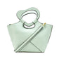 Bolsa [Baby Phat] tipo satchel crossbody con diseño etilo animal print y asa de corazón color verde