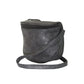 Bolsa Lulu tipo crossbody de cuero diseño liso color negro