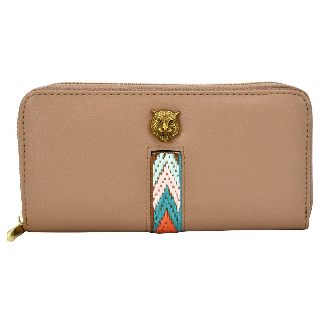 Cartera para dama Peschelle con franja bordada y detalle de tigre color nude
