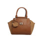 Bolsa [Guy Laroche] tipo mini tote con divisiones interiores y monedero color camel